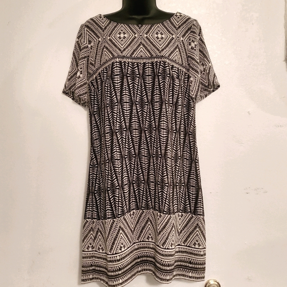 🌞Geometric Knee Length Dress